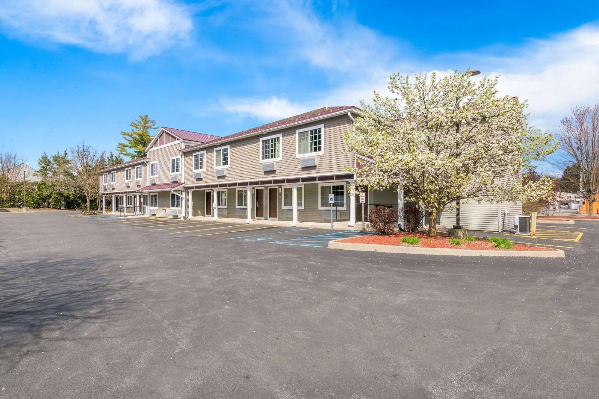 Quality Inn Queensbury Exterior foto