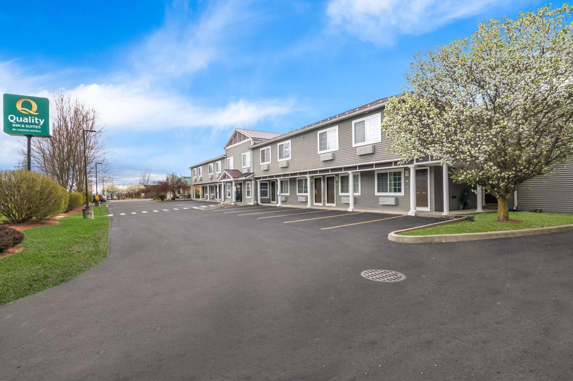 Quality Inn Queensbury Exterior foto